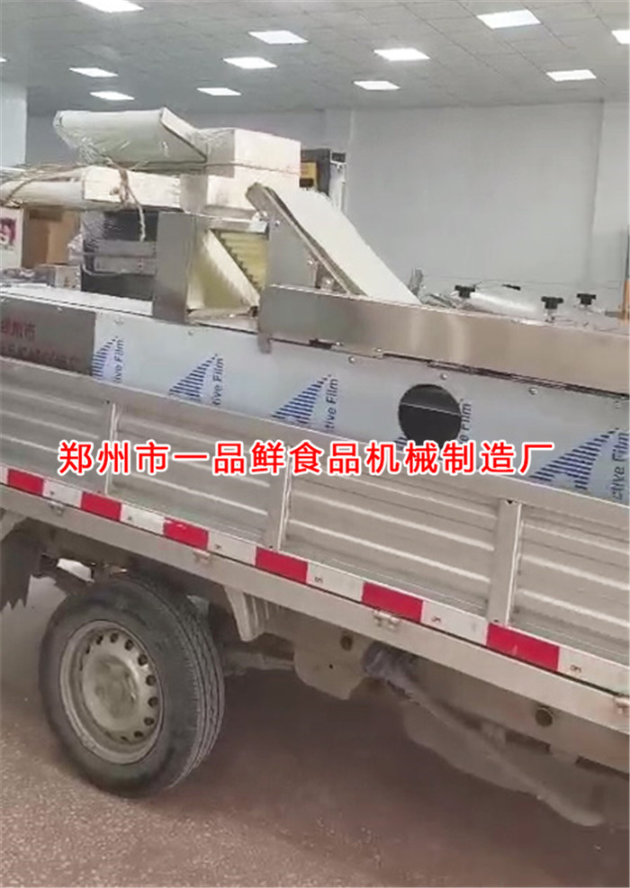 駐馬店客戶訂購的3型全套燴面機(jī)發(fā)貨啦(圖3) 駐馬店客戶訂購的3型全套燴面機(jī)發(fā)貨啦(圖3)