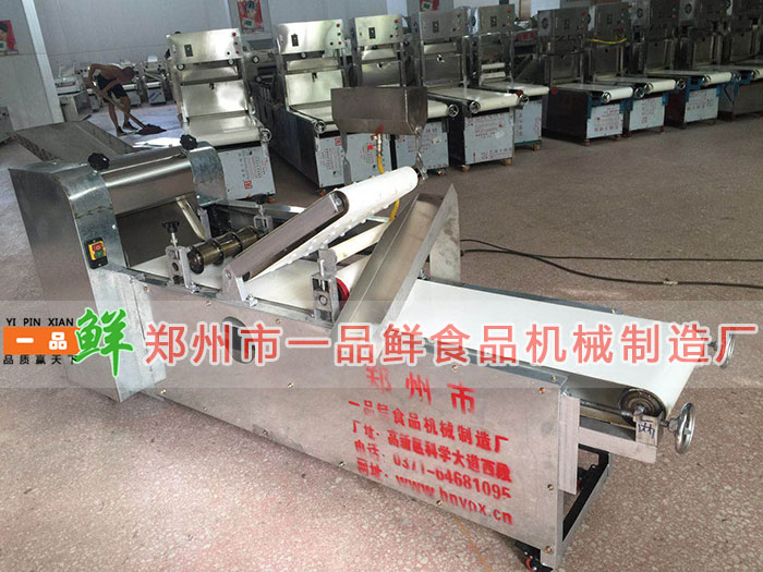 倉庫中的燴面機HMj-1型升級版 倉庫中的燴面機HMj-1型升級版