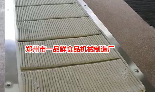 500型多功能成型機流水線(圖4) 大型多功能成型機