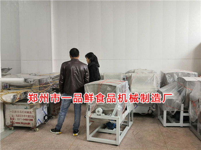 客戶考察一品鮮設(shè)備 客戶考察一品鮮設(shè)備