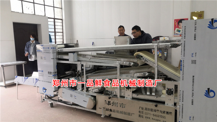 自循環(huán)揉壓機調(diào)試中 自循環(huán)揉壓機調(diào)試中